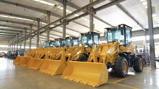 从本土市场到国际舞台：铲土机厂商如何打开外贸市场