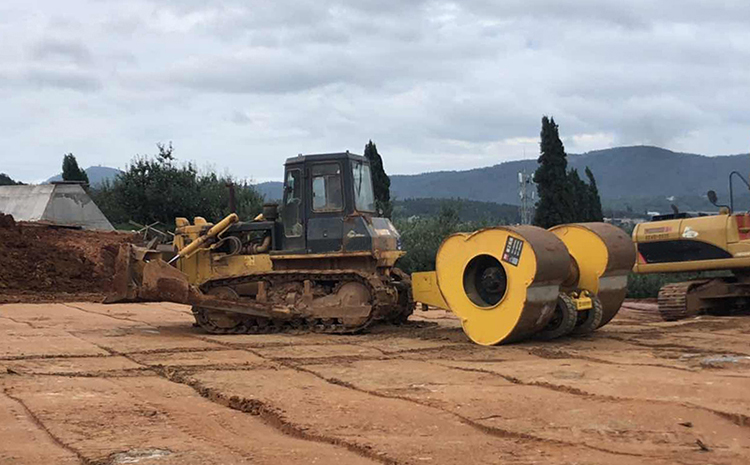 压路机外贸企业如何选择合适的出口途径和渠道？