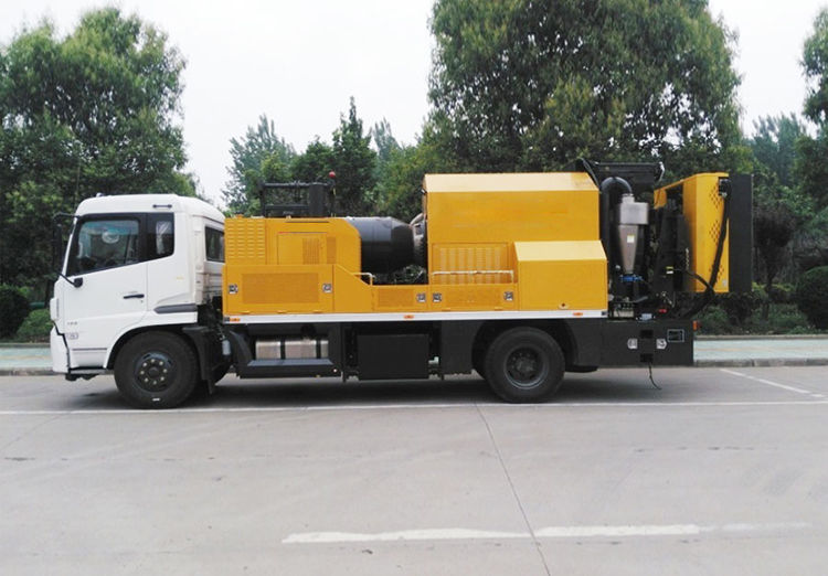 外贸网站系统开发：助力路面养护车制造商提升出口效率