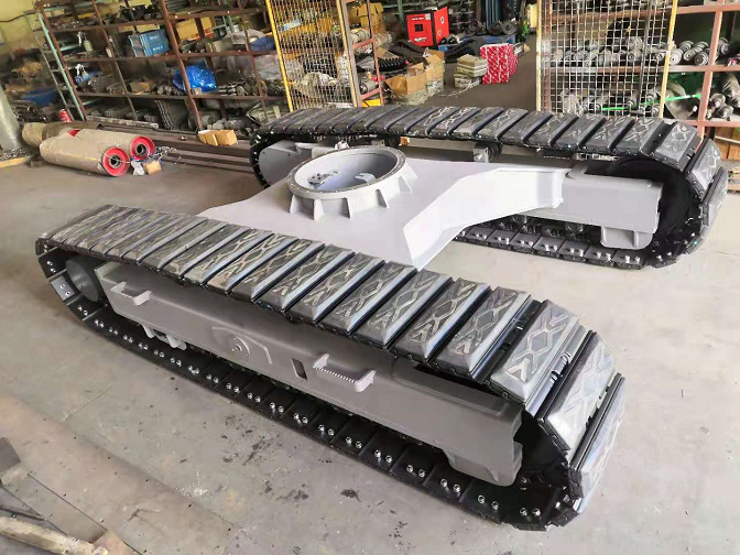 如何构建高效的外贸网络推广网站，推动工程机械行走系统配件全球销售