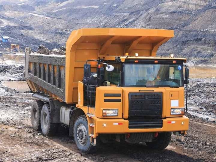 重型卡车与工程机械出口的客户开发路径：如何找到合适的外贸客户？