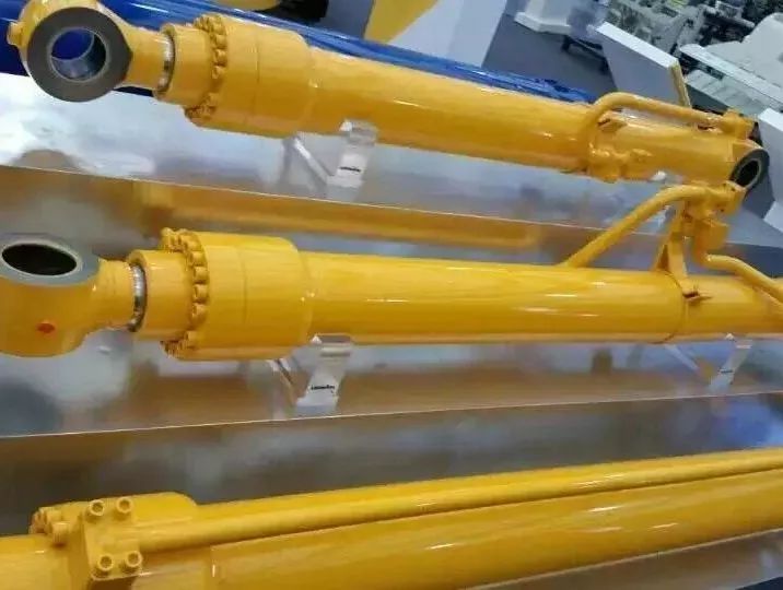 如何运用SEO优化提升挖掘机液压油缸的外贸营销效果？