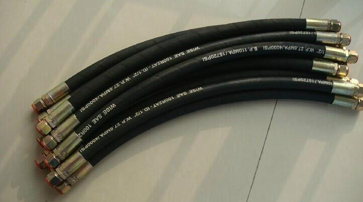 工程机械配件外贸营销：如何通过社交媒体获取挖掘机液压管路的海外客户